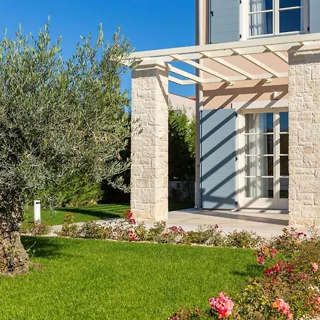 Villa Divine By Ilc Brtonigla Exterior photo