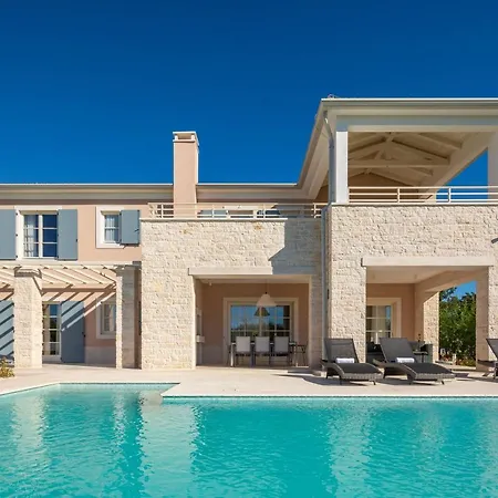 Villa Divine By Ilc Brtonigla Exterior photo