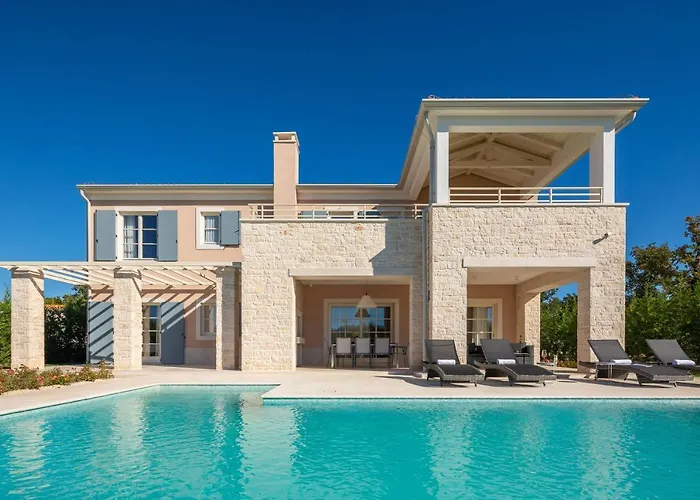 Villa Divine By Ilc